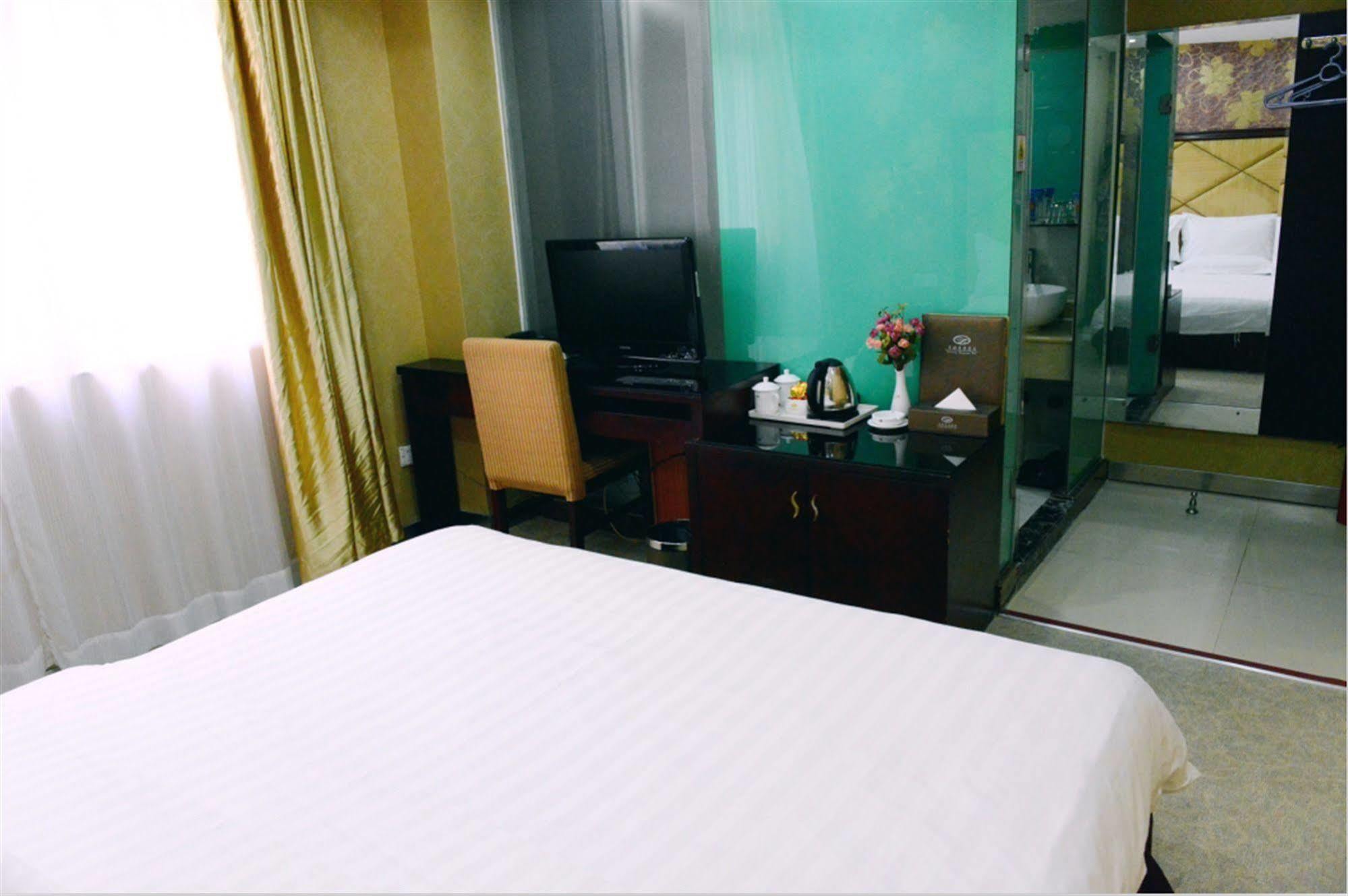 Xinghe Hotel - Guangzhou Railway Station Branch Екстериор снимка
